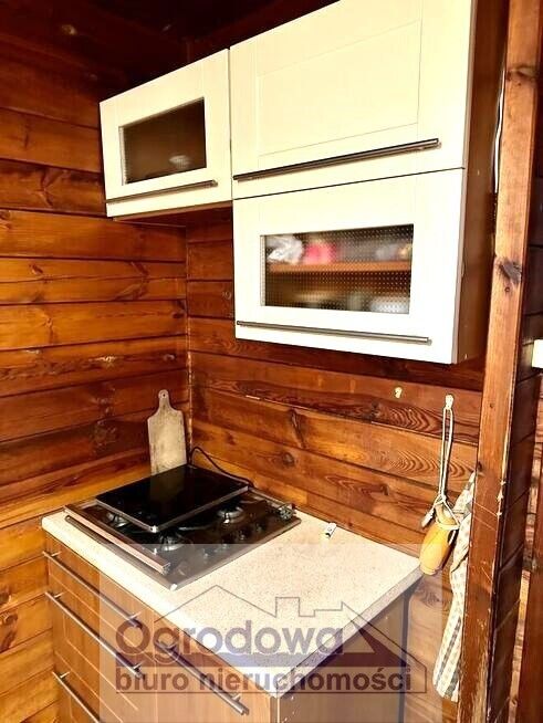 dom wolnostojący, 3 pokoje Urle. Zdjęcie 5