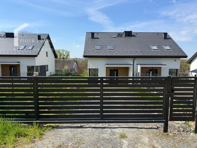 bliźniak, 5 pokoi Bielsko-Biała Komorowice Krakowskie, ul. Dumna. Zdjęcie 2