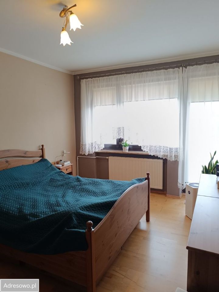 dom wolnostojący, 7 pokoi Świdnica, ul. Marii Skłodowskiej-Curie. Zdjęcie 10