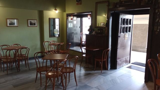 Lokal Łódź Bałuty, rynek Stary Rynek. Zdjęcie 1