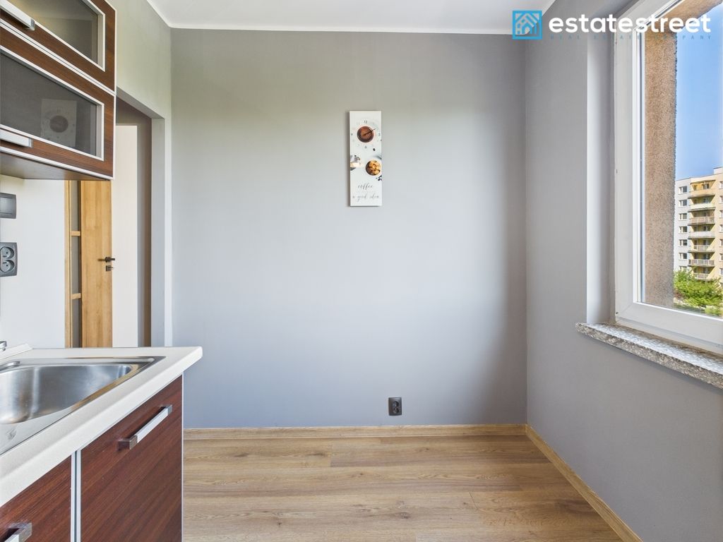 Mieszkanie 3-pokojowe Katowice Zawodzie, ul. Bohaterów Monte Cassino. Zdjęcie 14