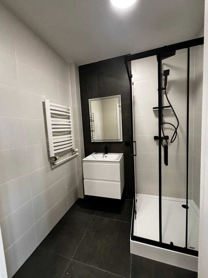 Mieszkanie 2-pokojowe Piekary Śląskie, ul. Marii Curie-Skłodowskiej. Zdjęcie 4