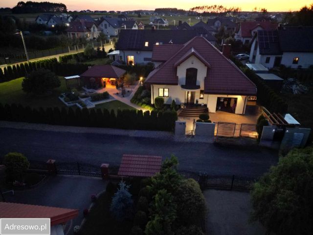 dom wolnostojący, 5 pokoi Konarzyce, ul. Młynarska. Zdjęcie 1