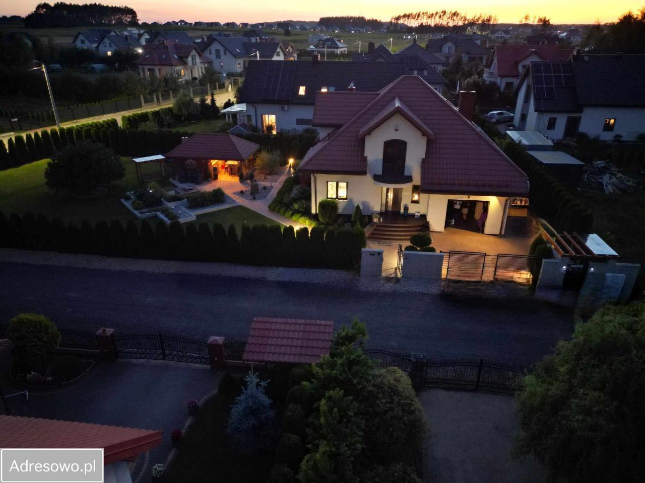 dom wolnostojący, 5 pokoi Konarzyce, ul. Młynarska