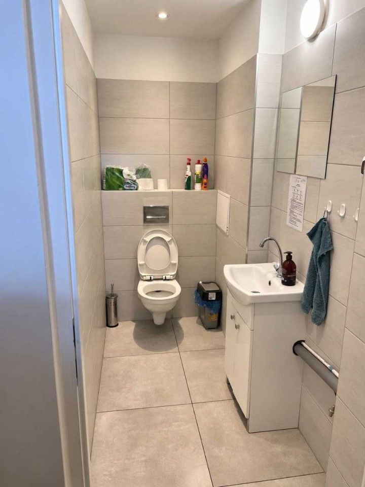 Lokal Kraków Mistrzejowice, os. Piastów. Zdjęcie 8