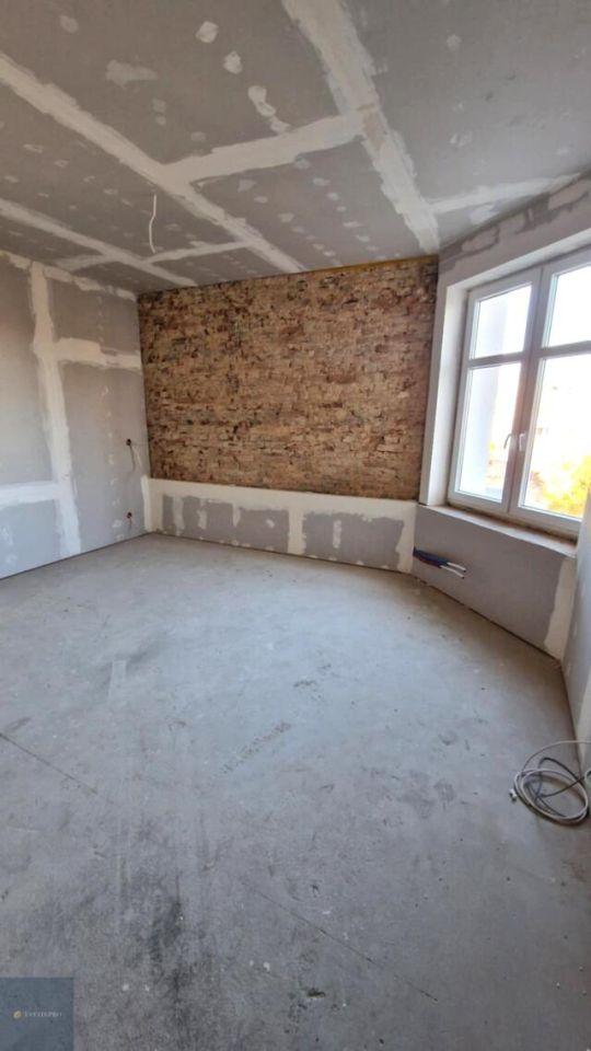 Mieszkanie 2-pokojowe Bytom, ul. marsz. Józefa Piłsudskiego. Zdjęcie 2