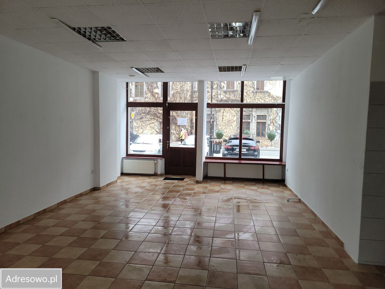 Lokal Lwówek Śląski, pl. Wolności. Zdjęcie 8