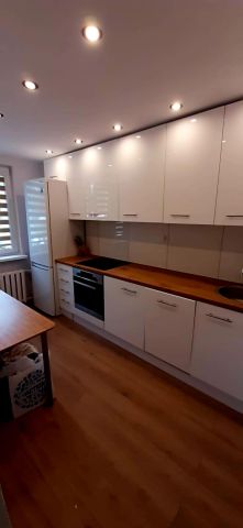 Mieszkanie 3-pokojowe Racibórz, ul. Pomnikowa. Zdjęcie 1