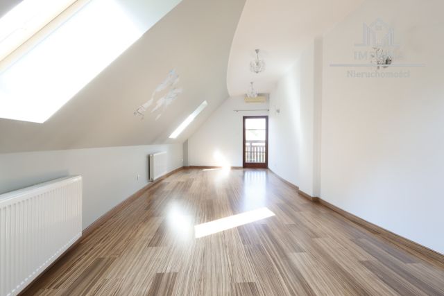 dom wolnostojący, 15 pokoi Koźmin. Zdjęcie 24