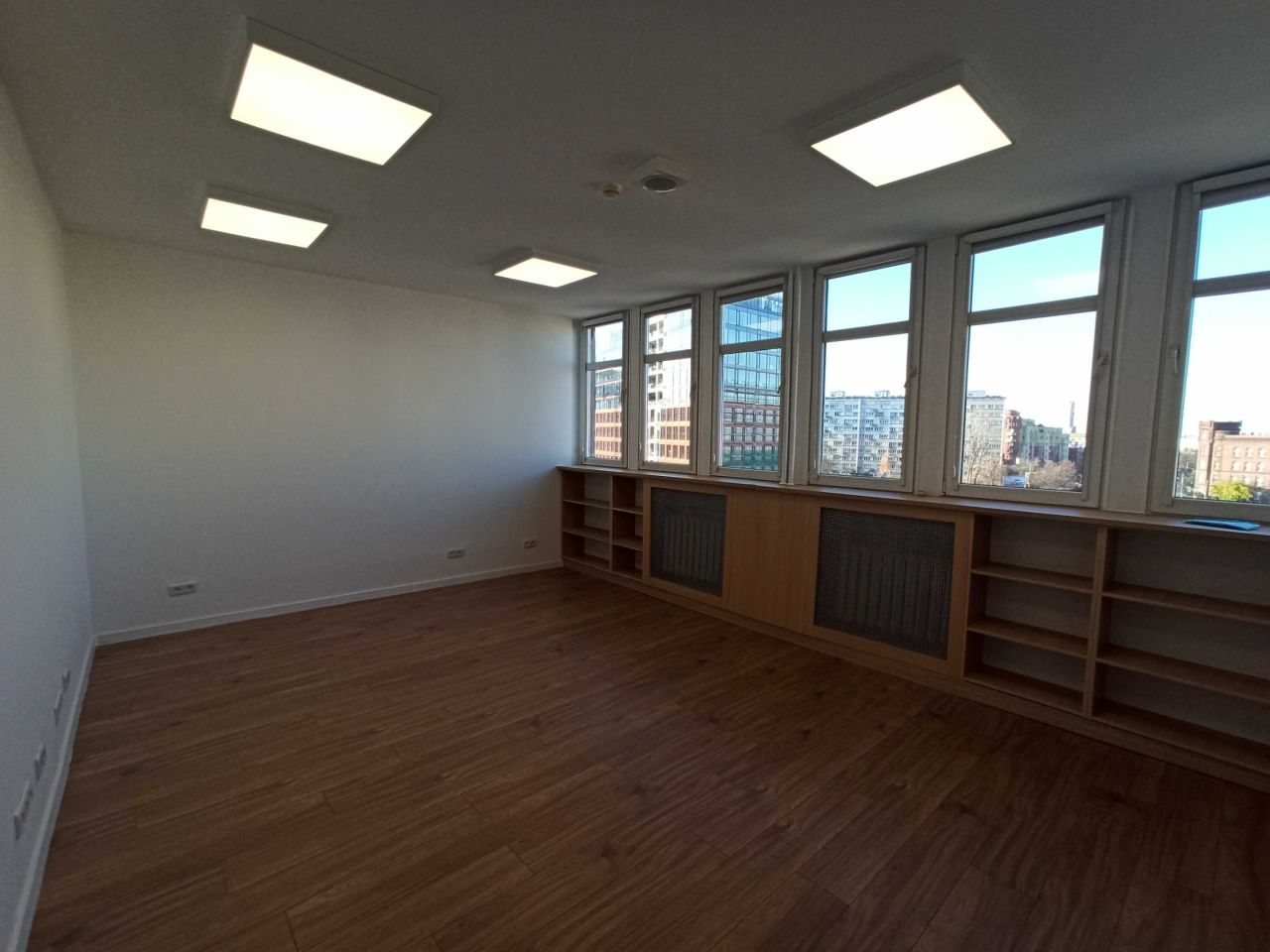 Biuro Wrocław Krzyki. Zdjęcie 3