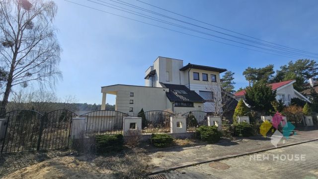 dom wolnostojący, 10 pokoi Olsztyn Dajtki, ul. Dożynkowa. Zdjęcie 16