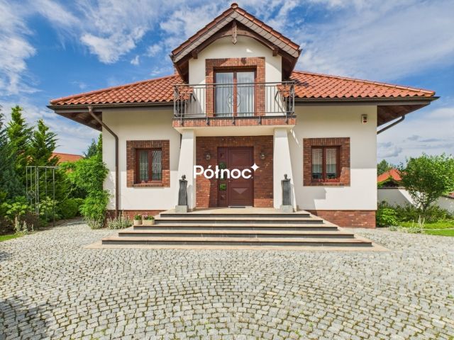 dom wolnostojący, 12 pokoi Warkały, ul. Poziomkowa. Zdjęcie 27