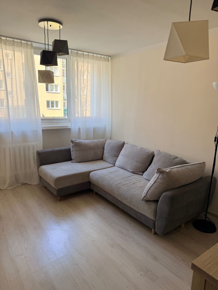 Mieszkanie 2-pokojowe Łódź Dąbrowa. Zdjęcie 1