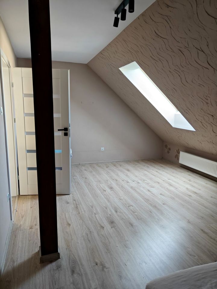 dom wolnostojący, 6 pokoi Brzezie k. Sulechowa. Zdjęcie 11