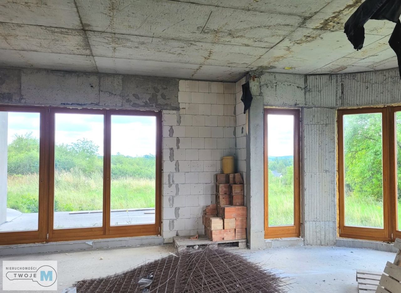 dom wolnostojący, 7 pokoi Morawica. Zdjęcie 6