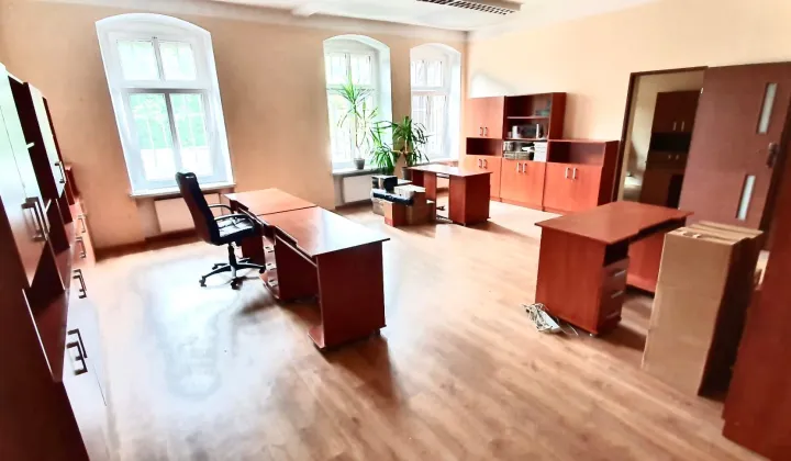 Biuro Nowa Ruda, rynek Rynek