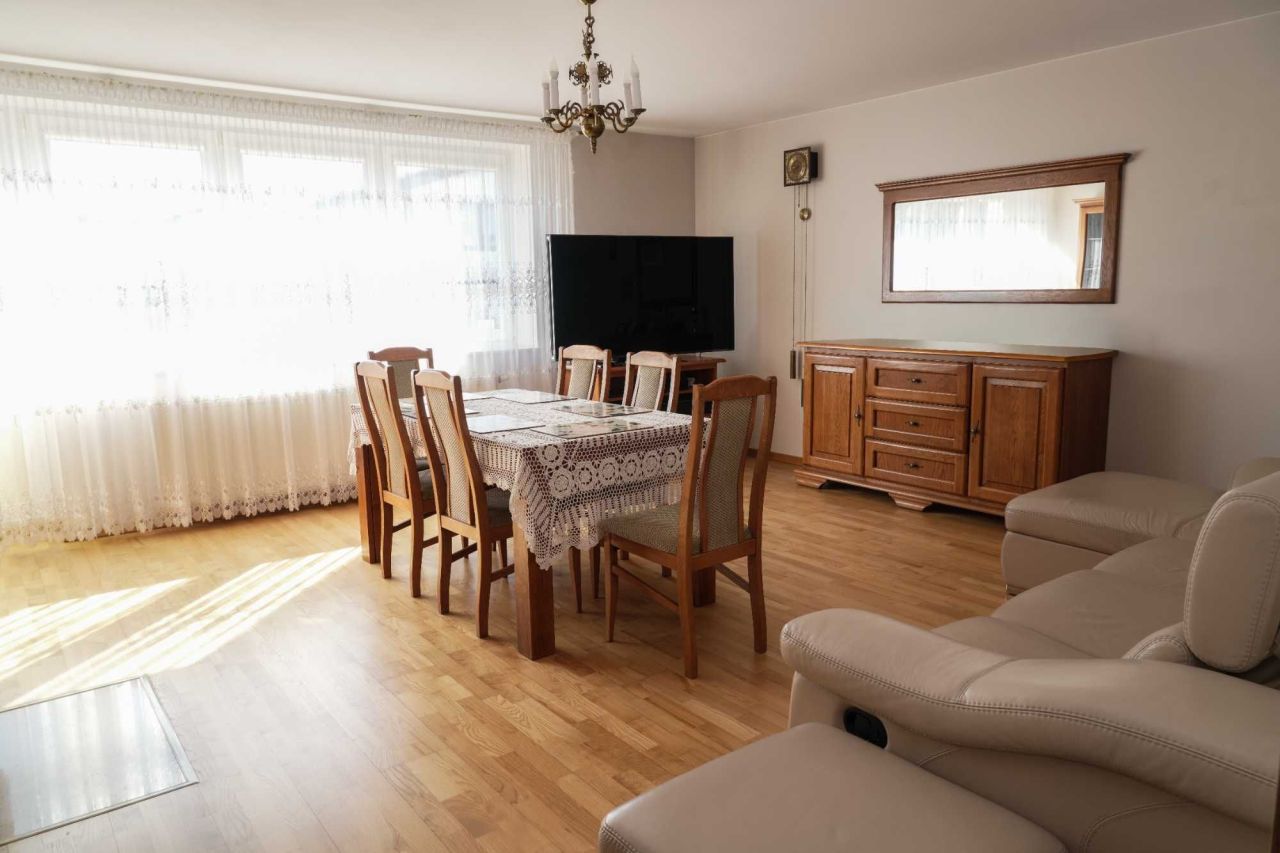 dom wolnostojący, 5 pokoi Władysławów. Zdjęcie 7