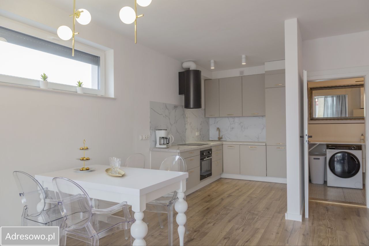 Mieszkanie 4-pokojowe Mędłów. Zdjęcie 8