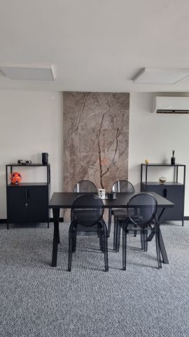 Lokal Leszno, ul. Ewarysta Estkowskiego. Zdjęcie 3