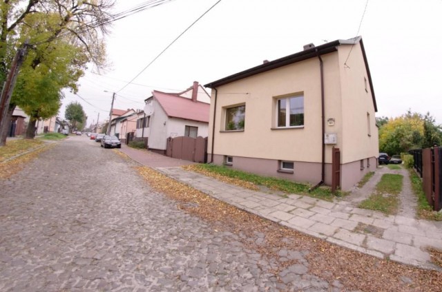 dom wolnostojący, 4 pokoje Kielce, ul. Dymińska. Zdjęcie 1
