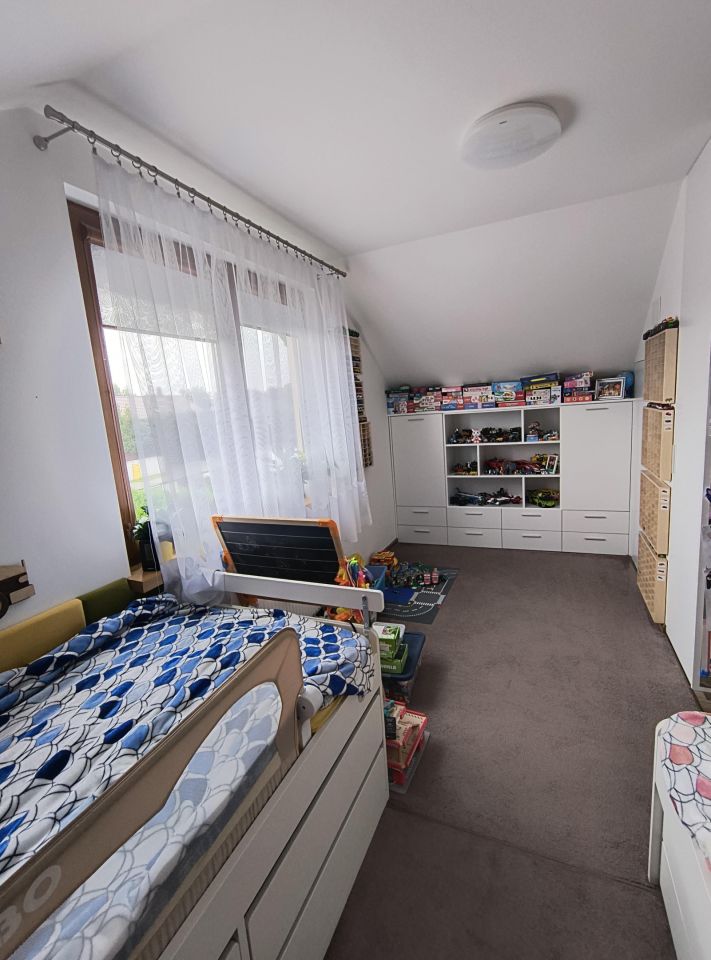 dom wolnostojący, 4 pokoje Piotrków Trybunalski Wierzeje, ul. Gołębia. Zdjęcie 15