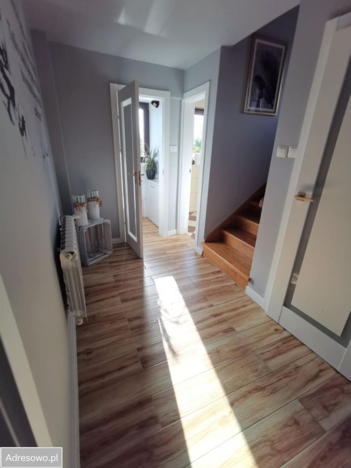 dom wolnostojący, 6 pokoi Niemysłowice. Zdjęcie 3