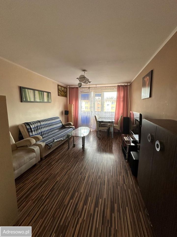 Mieszkanie 3-pokojowe Gliwice Łabędy, ul. Zygmuntowska. Zdjęcie 1