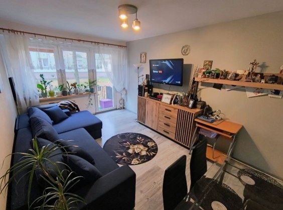 Mieszkanie 3-pokojowe Tomaszów Mazowiecki, ul. Bohaterów Getta Warszawskiego. Zdjęcie 1