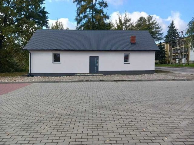 Lokal Krzczonów. Zdjęcie 1