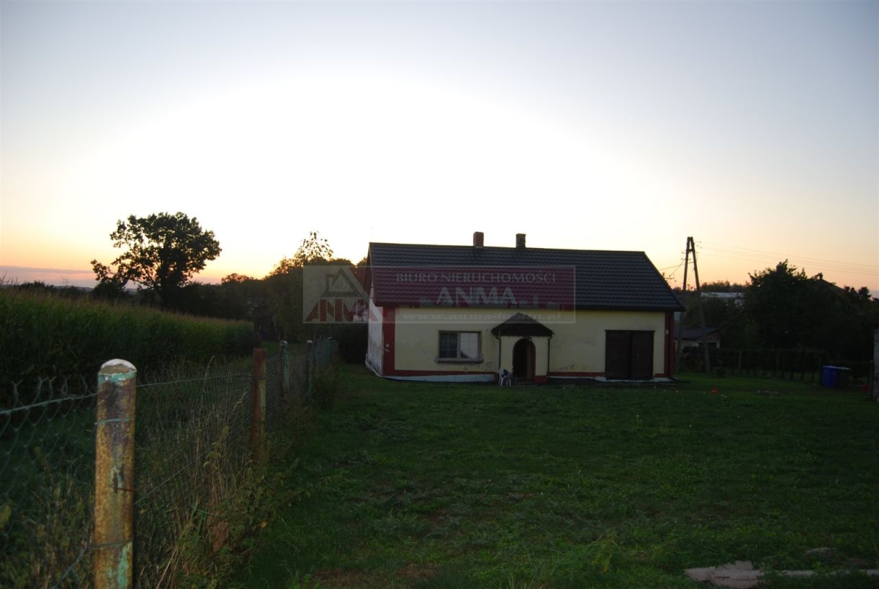 dom wolnostojący, 2 pokoje Gorzyce, ul. Wiejska