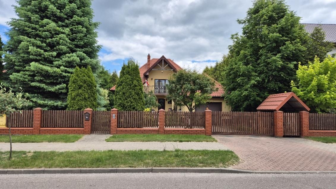 dom wolnostojący, 5 pokoi Łomża Kraska, Krucza. Zdjęcie 1