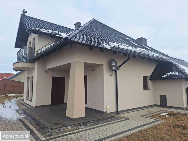 dom wolnostojący, 5 pokoi Postolice. Zdjęcie 1