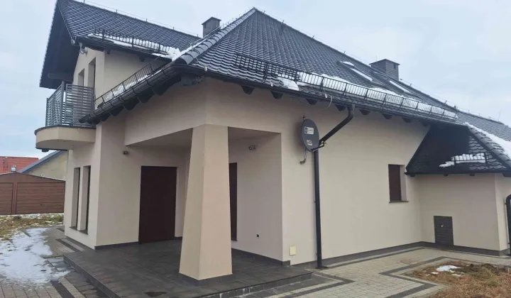 dom wolnostojący, 5 pokoi Postolice