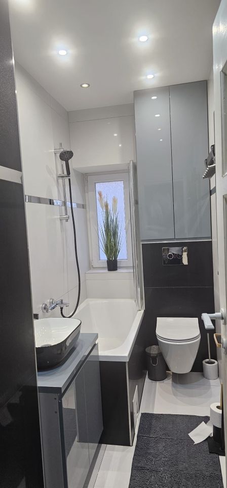 Mieszkanie 3-pokojowe Głogów, ul. Marii Skłodowskiej-Curie. Zdjęcie 2