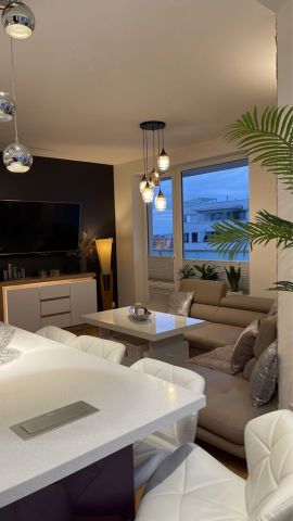 Mieszkanie 3-pokojowe Białystok Białostoczek, ul. Kombatantów. Zdjęcie 1