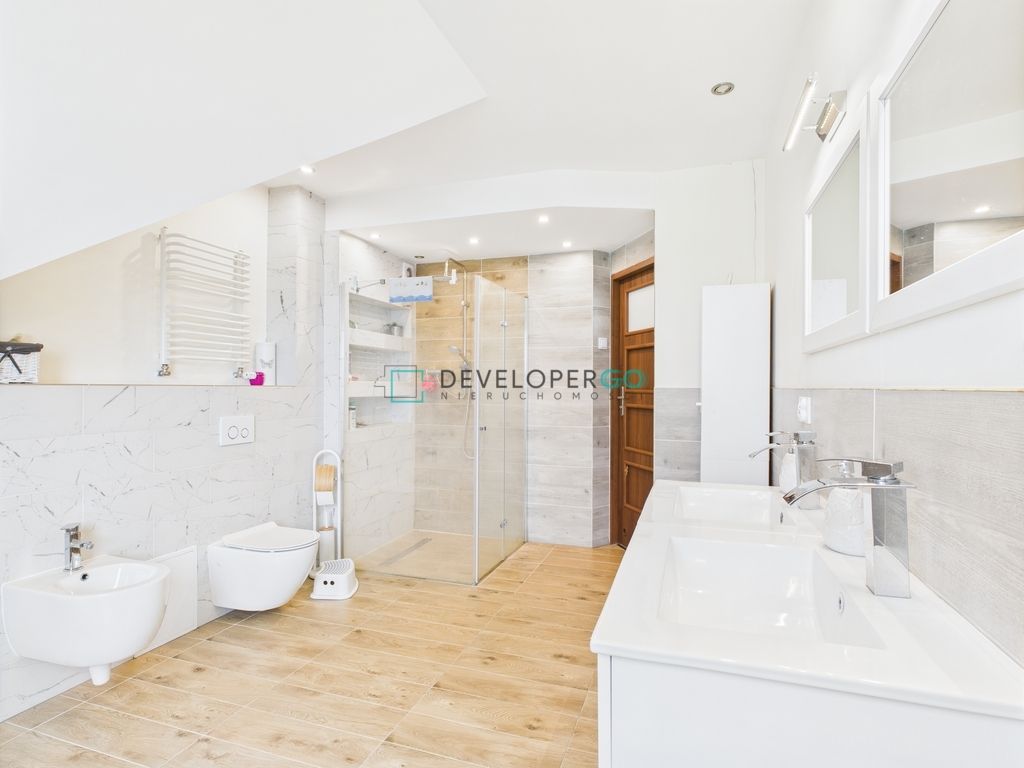 dom wolnostojący, 5 pokoi Złotoria. Zdjęcie 11