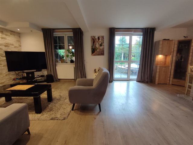 dom wolnostojący, 5 pokoi Babice, ul. Kwiatowa. Zdjęcie 4