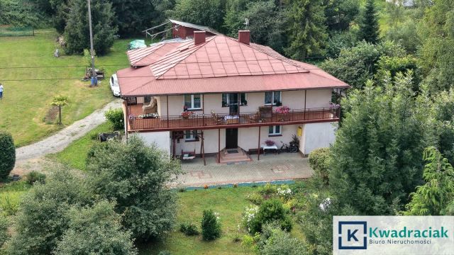 dom wolnostojący, 6 pokoi Zagórz Dolina. Zdjęcie 1