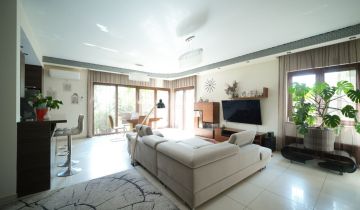 dom wolnostojący, 8 pokoi Radzymin