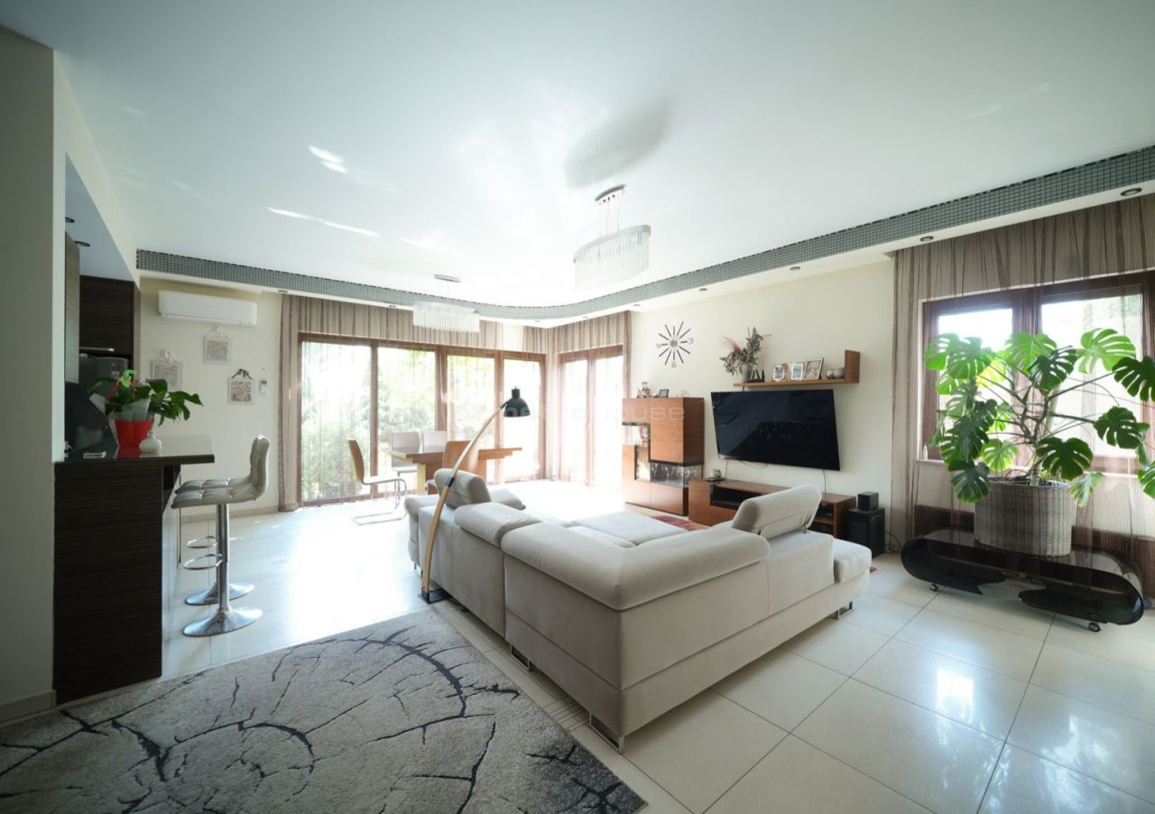 dom wolnostojący, 8 pokoi Radzymin. Zdjęcie 2