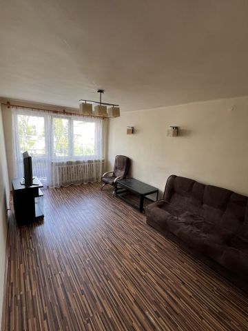 Mieszkanie 3-pokojowe Połaniec. Zdjęcie 1