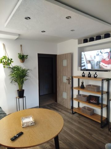 Mieszkanie 3-pokojowe Tychy Centrum, al. Niepodległości. Zdjęcie 1