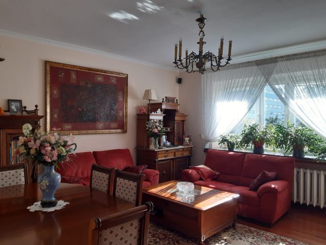 Mieszkanie 4-pokojowe Toruń Jakubskie Przedmieście, ul. Targowa. Zdjęcie 1