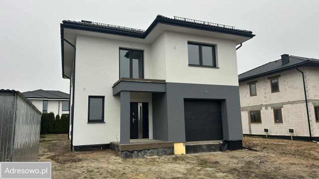 dom wolnostojący, 5 pokoi Kuriany. Zdjęcie 1