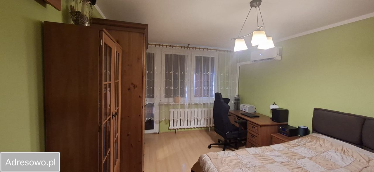 Mieszkanie 4-pokojowe Głogów, ul. Kosmonautów Polskich. Zdjęcie 12