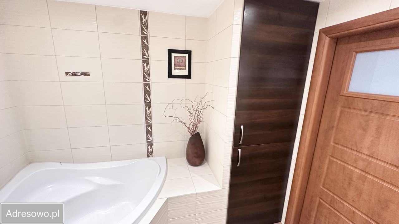 Mieszkanie 3-pokojowe Niemodlin, ul. Rynek. Zdjęcie 14