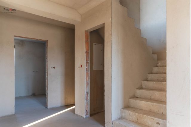 dom wolnostojący, 5 pokoi Święciec. Zdjęcie 5