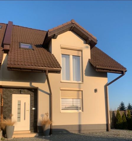 dom szeregowy Żory, ul. Szykowna. Zdjęcie 1