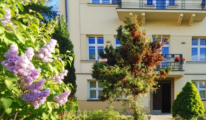 Lokal Kraków Zwierzyniec, ul. Emaus