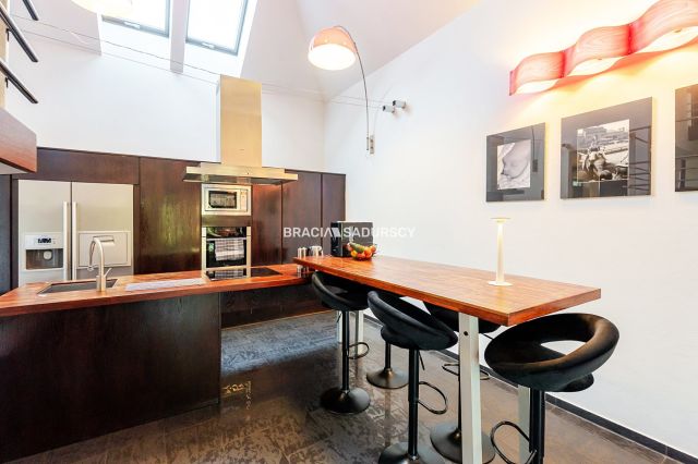 dom, 4 pokoje Lusina, ul. Spacerowa. Zdjęcie 2